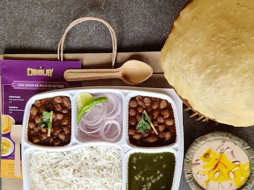 Chole Bhature With Desert Combo Meal