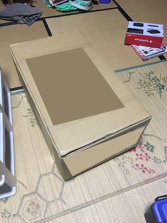ハリアーの届きましたねえ・何かしら、何かしら？・DIY・パイオツに関するカスタム事例の投稿画像1枚目