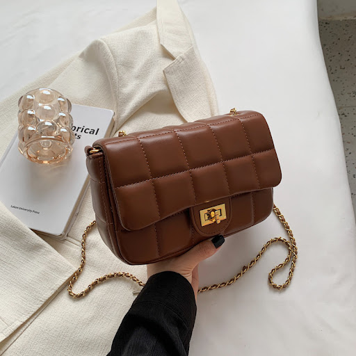 Title 4, Womens Bag Retro Versatile Chain Cross Body. A...