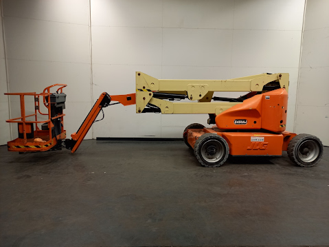 Picture of a JLG E450AJ