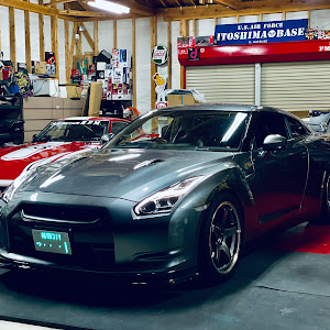 NISSAN GT-R R35