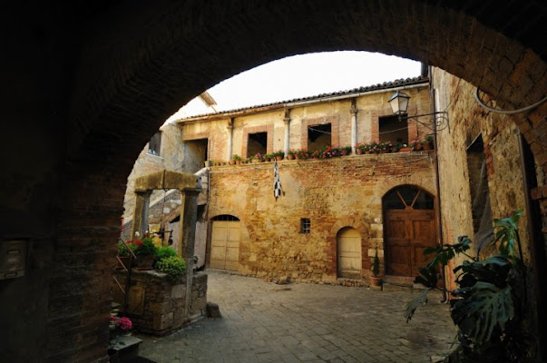 IL BORGO  SAN QUIRICO D'ORCIA di GUFOPICA