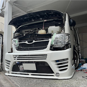 ハイエースバン TRH200V