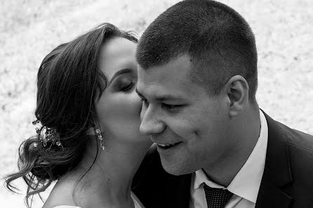 Fotografo di matrimoni Katerina Platonova (sescar). Foto del 12 luglio 2018