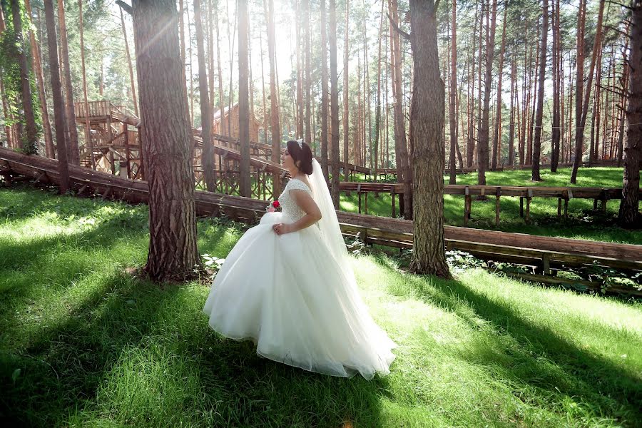 Fotógrafo de casamento Vera Scherbakova (verusha). Foto de 26 de fevereiro 2023