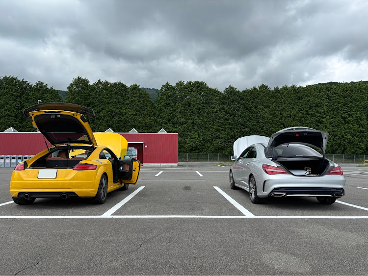 CLAクーペの熱中症に注意・オフ会・サーキット走行・スポーツ走行・富士スピードウェイに関するカスタム事例の投稿画像2枚目