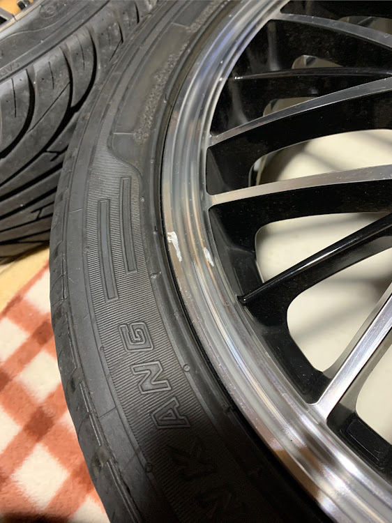 タントカスタムの15インチホイール・タイヤホイールセット売ります・4穴PCD100・フロントバンパー社外ハーフスムージング売ります・ロクサーニ BADX SPORTS MW-8に関するカスタム事例の投稿画像6枚目