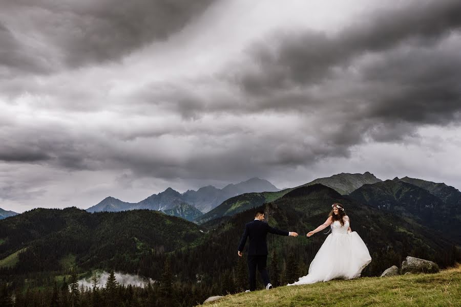 婚礼摄影师Monika Dziedzic（zielonakropka）。2021 10月29日的照片