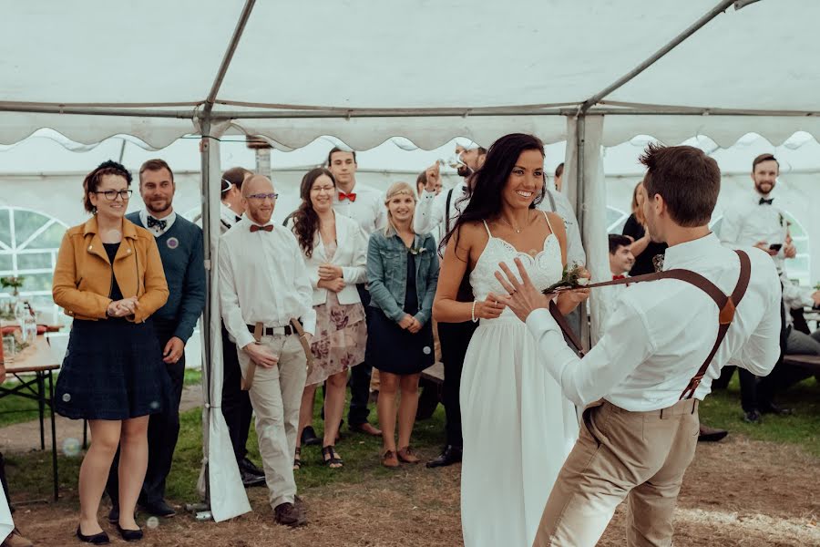 Fotógrafo de bodas Lenka Krejčí (lenkakrejci). Foto del 6 de febrero 2022