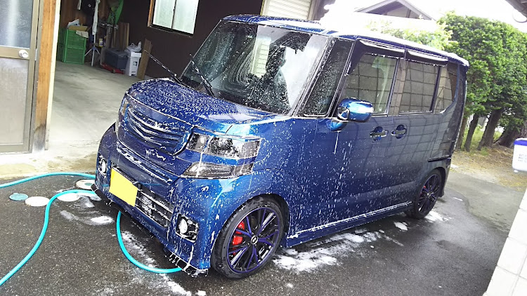 Nボックスカスタムの緑亀・青箱・洗車してピカピカ・緑亀と青箱のコラボに関するカスタム事例の投稿画像3枚目