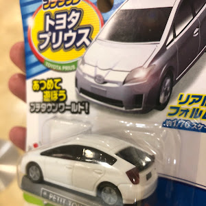 プリウス ZVW30