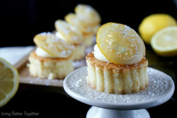 Sansa’s Lemon Cakes