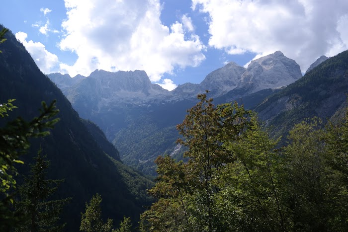 ESLOVENIA EN VERDE Y TURQUESA + VENECIA DE POSTRE - Blogs de Eslovenia - GARGANTAS Y NACIMIENTO DEL SOČA, PASO VRŠIČ Y LAGO JASNA (15)