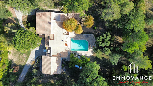 Maison avec piscine et jardin 2