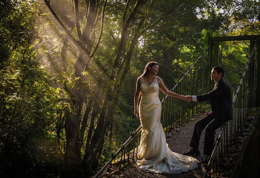 Svadobný fotograf Gabriel Lopez (lopez). Fotografia publikovaná 18. apríla 2015