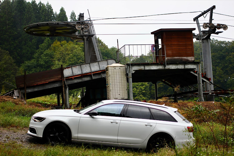 A6 アバントのAudi・A6アバント・Audi A6 Avant・Audiのある生活・Audiと美しい風景に関するカスタム事例の投稿画像4枚目