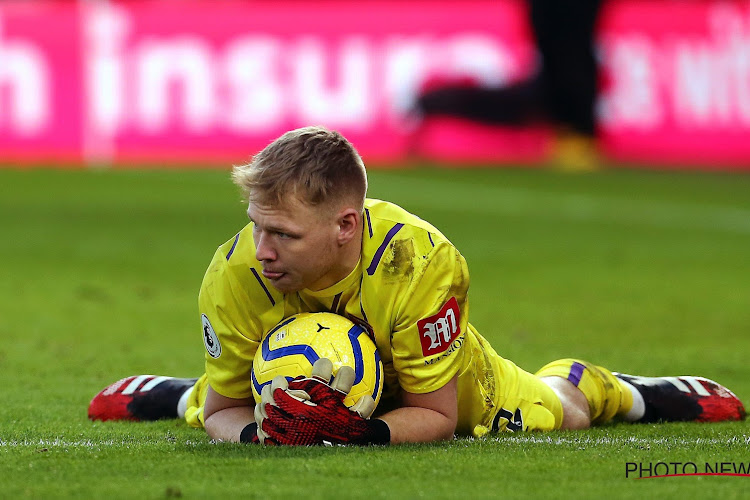 Aaron Ramsdale reageert geschokt na aanval van 'fan' in Londense derby: "Dit geeft een bittere nasmaak"