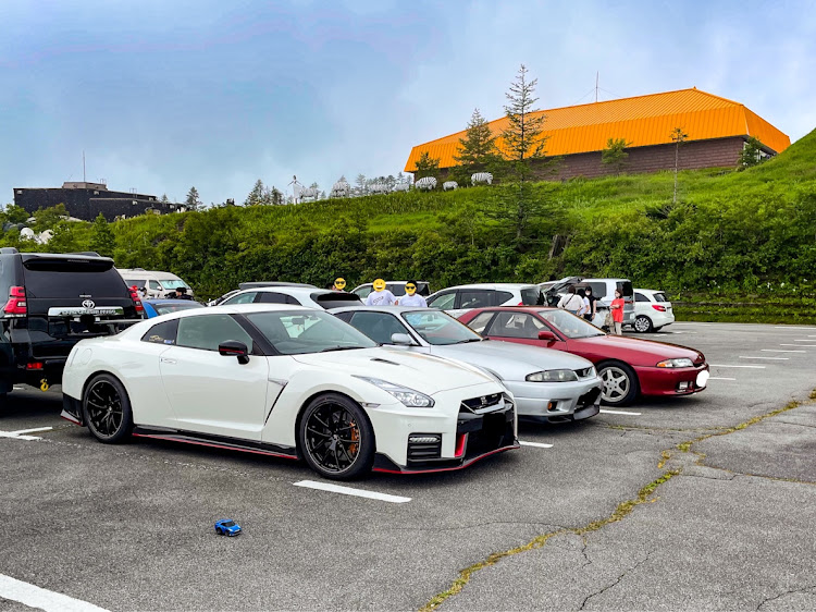 スカイライン GT-Rの峠の釜めし・美ヶ原高原美術館・エンブレムはがしに関するカスタム事例の投稿画像5枚目