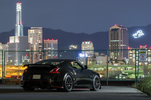 フェアレディz Z34の一眼レフ 新型フェアレディz 車真撮影 神戸夜景とコラボ 望遠レンズ圧縮効果に関するカスタム メンテナンスの投稿画像 車 のカスタム情報はcartune