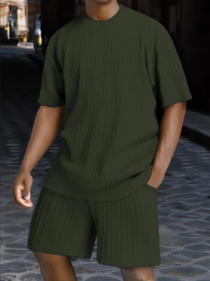 Head Vertical Pattern Two Piece Set, designed for a modern and stylish look. Comfortable to wear and easy to combine, pe