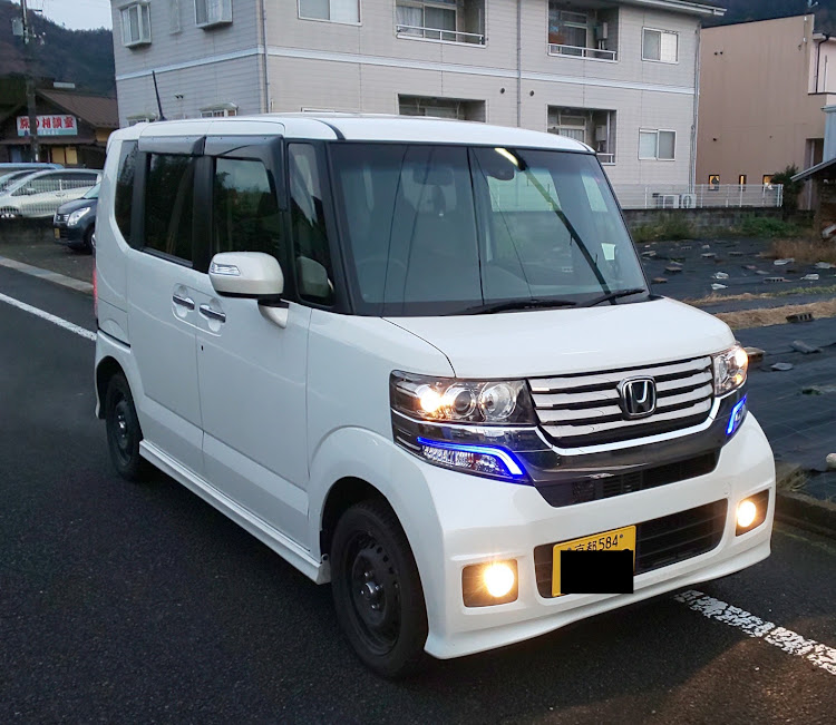 スイフトスポーツの嫁ーboxタイヤ交換・寒い((⛄️))・京都府・西舞鶴港・仕事終わりにに関するカスタム事例の投稿画像12枚目