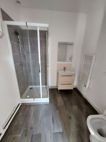 Location  appartement 2 pièces 32.46 m² à Luzarches (95270), 715 €