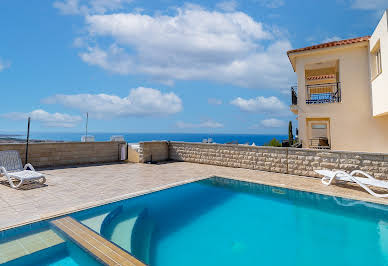 Maison avec jardin et terrasse 20