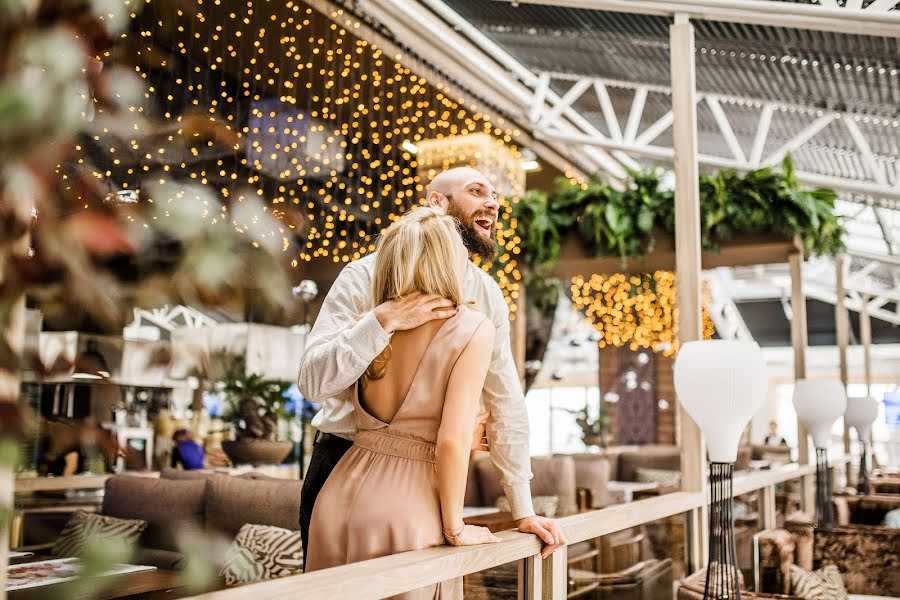 Fotografo di matrimoni Elizaveta Samsonnikova (samsonnikova). Foto del 2 aprile 2018