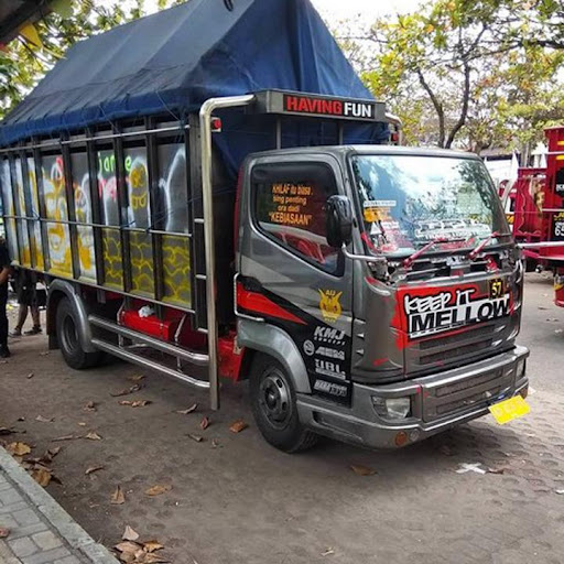 Modifikasi Truk  Tepak DESIGNER LAWAS