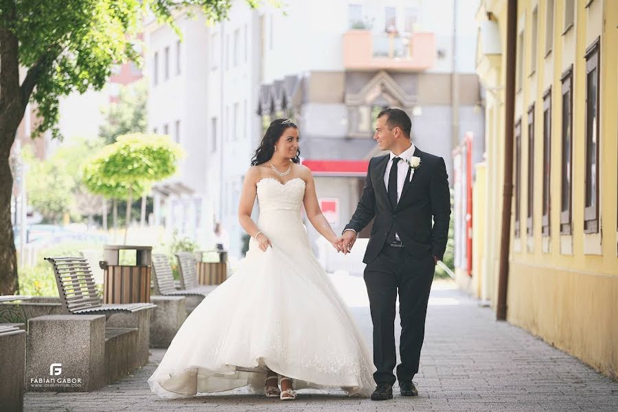 Fotógrafo de casamento Fábián Gábor (osvenyfilm). Foto de 21 de janeiro 2022