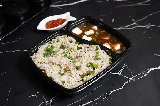 Paneer Chilli Gravy [3 Pieces] With Veg Fried Rice