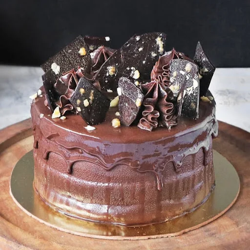 Chocolate Crunch Cake (500Gm)