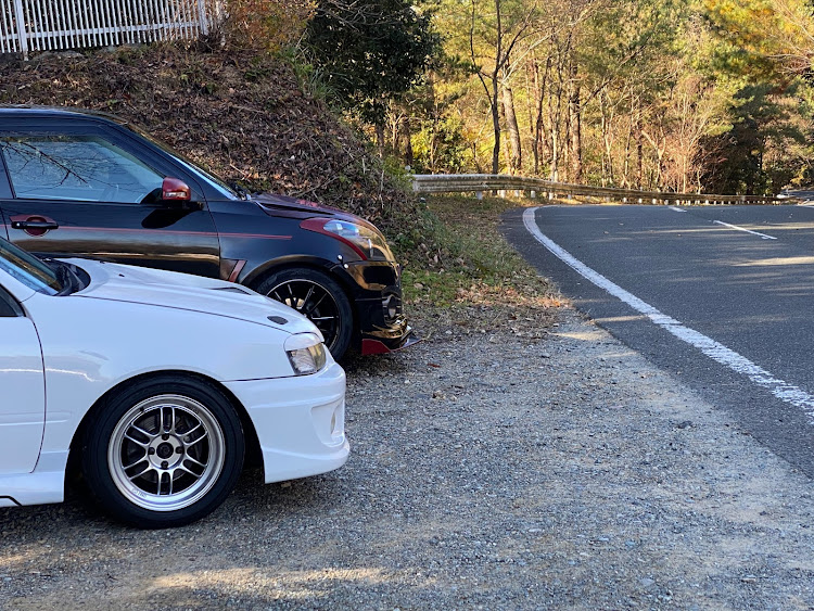 スイフトスポーツのTeam 03'z・理性なんて置いてこい・閃光になりたいカピ・Born to Run・走り初めに関するカスタム事例の投稿画像1枚目