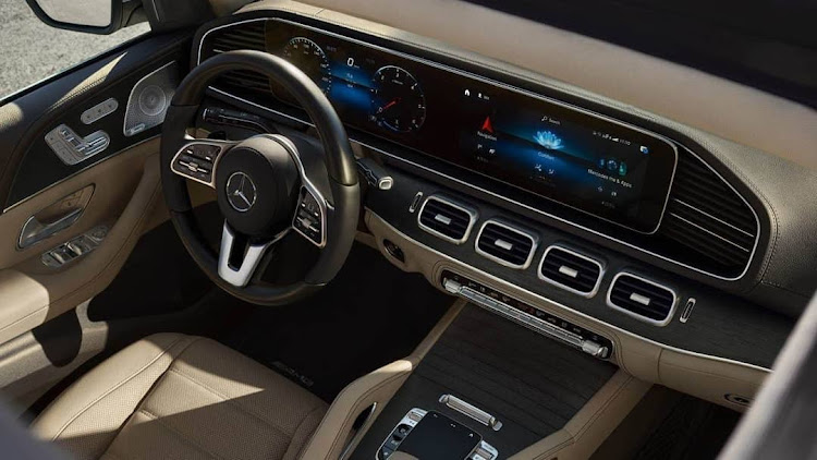 しまゆー/SHIMAYUさんが投稿したMercedes-Benz・Mercedes-AMG・GLS・GLSクラス・ニューヨークモーターショー2019に関するカスタム事例の投稿画像32枚目