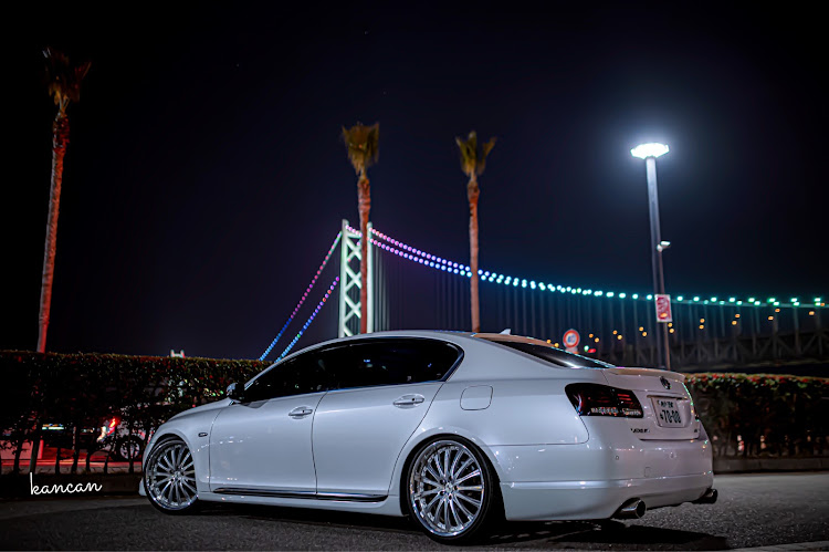 GSのセダン乗り・斜め45度の美学・明石海峡大橋とコラボ・discover_ctに関するカスタム事例の投稿画像1枚目