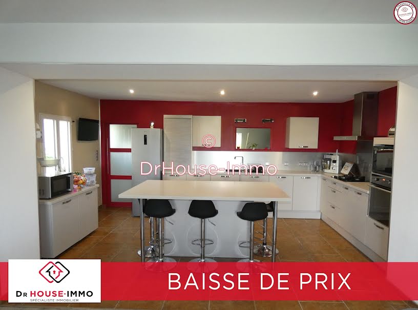 Vente maison 6 pièces 194 m² à Saint-Vincent-du-Lorouër (72150), 231 000 €