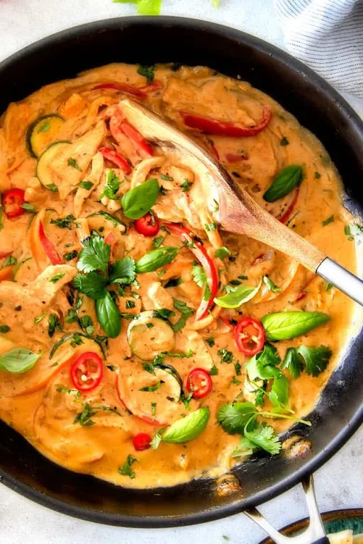 Veg Thai Red Curry [Serves 1-2]