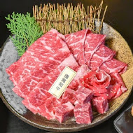 石頭日式炭火燒肉(嘉義-旗艦館)