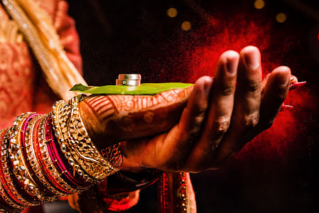 Fotógrafo de casamento Sougata Mishra (chayasutra). Foto de 15 de junho 2022