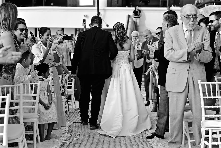 Fotografo di matrimoni Andres Barria  Davison (abarriaphoto). Foto del 19 ottobre 2019