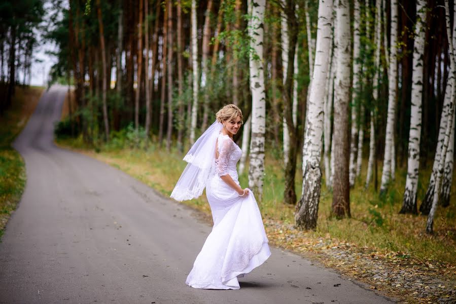 Wedding photographer Oleg Medvedev (olegmedvedev). Photo of 8 October 2015