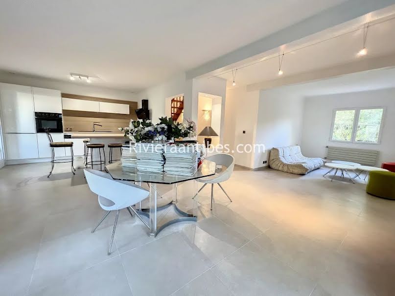 Vente villa 6 pièces 165 m² à Antibes (06600), 1 166 000 €