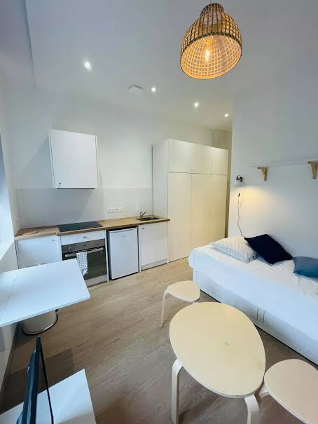 Location  appartement 1 pièce 17.5 m² à Saint-Quentin (02100), 465 €