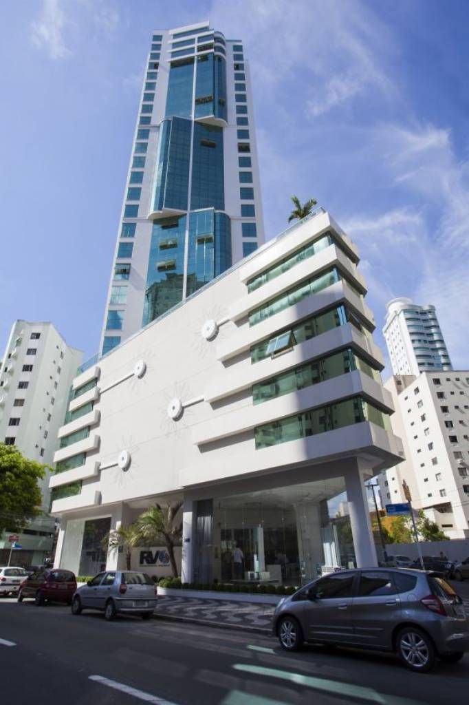 Apartamento com 3 dormitórios à venda, 131 m² por R$ 2.200.000 - Centro - Balneário Camboriú/SC