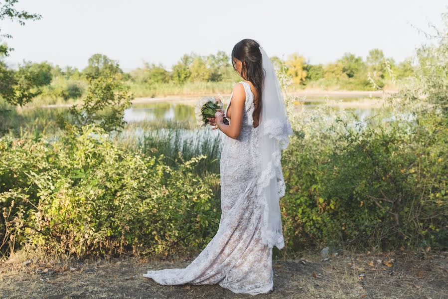 Wedding photographer Nata Abashidze-Romanovskaya (romanovskaya). Photo of 19 September 2017