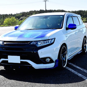 アウトランダーPHEV GG2W