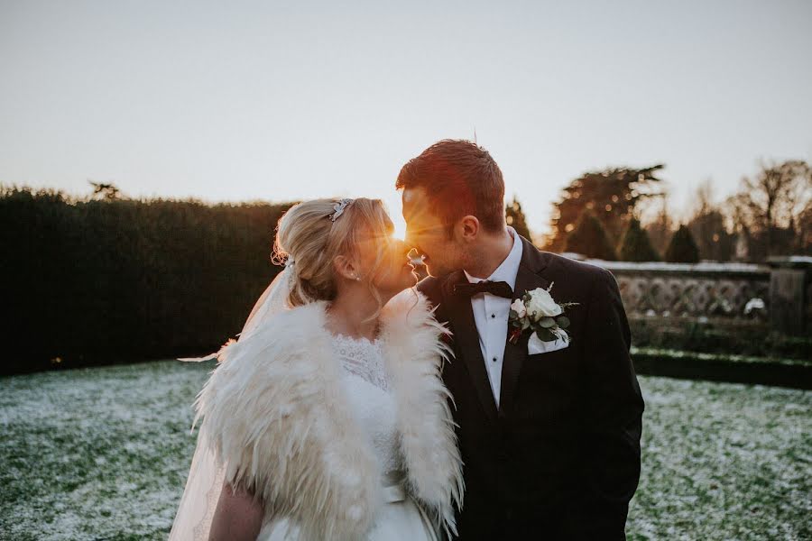 Wedding photographer Zoe Emilie (zoeemiliephoto). Photo of 2 July 2019