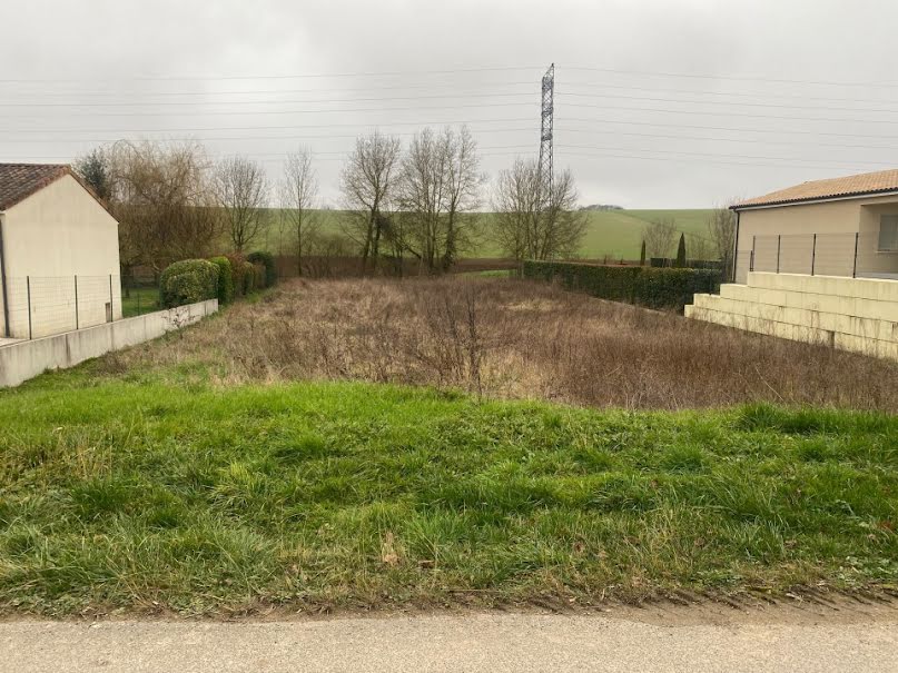 Vente terrain  1386 m² à Champniers (16430), 85 000 €