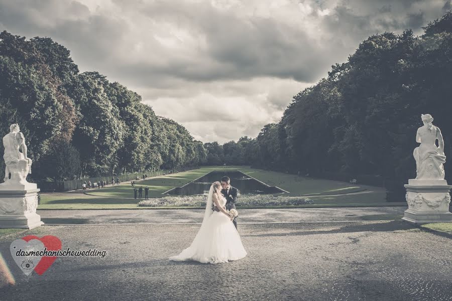 Fotografo di matrimoni Serena Scionti (mechanischeauge). Foto del 13 marzo 2019