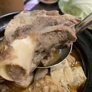 長疆炭燒羊肉爐(桃園三民店)